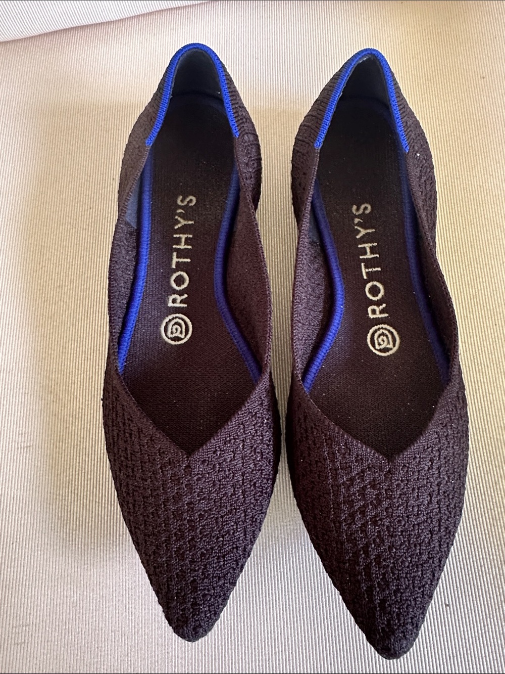 Rothy’s The Point Pointed Toe black flats in knit black size 7.5